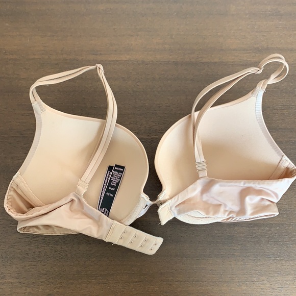 Victoria's Secret Push-Up Bra - BARELY WORN - Picture 2 of 3